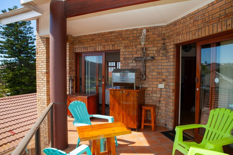 4 Bedroom Property for Sale in Southern Cross Western Cape